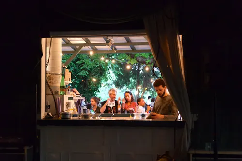 Le Pavillon Puebla Bar Restaurant Paris