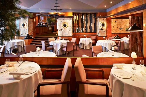 Pierre Gagnaire Restaurant Paris