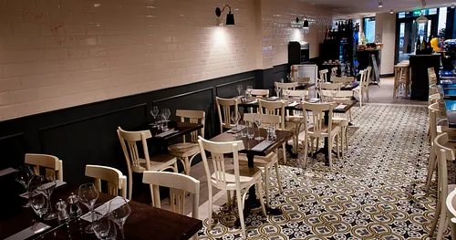 Spontini 50 Restaurant Paris