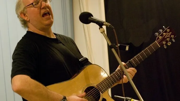 CLIVE GREGSON & THE INTERNATIONAL HOUSE BAND