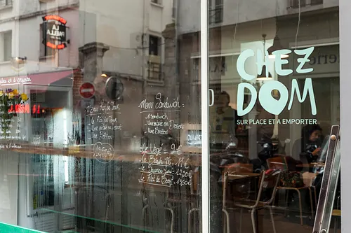 Chez Dom Restaurant Paris