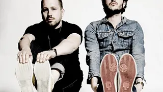 The Shoes en concert