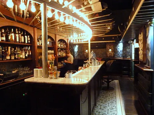 Lulu White Bar Paris