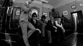 DUB PISTOLS