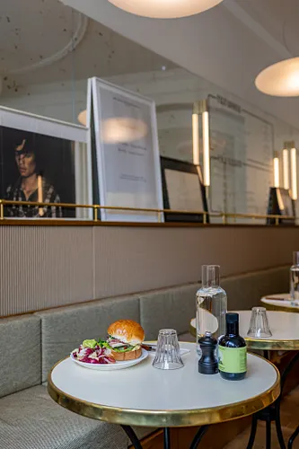 Le Floor Restaurant Paris