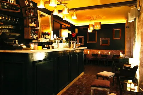 Chez Moustache Restaurant Bar Paris