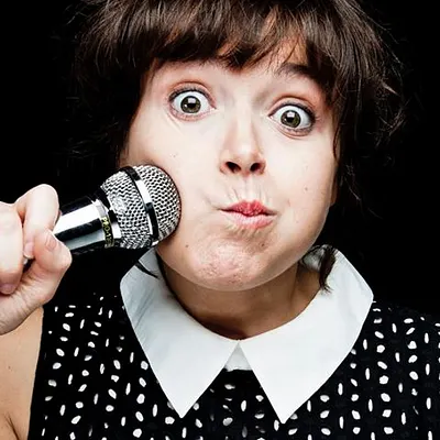 Céline Groussard : bifle, catch et chansons de Carlos