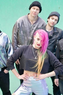 Skip&Die  + OY