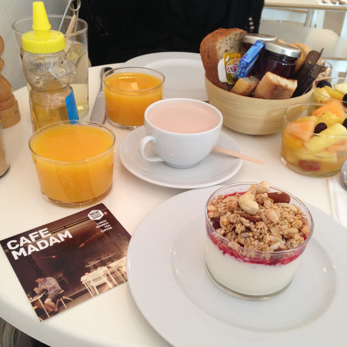 Le Café Madam Restaurant Paris