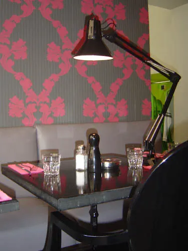 Le Karl Bistro Restaurant Paris