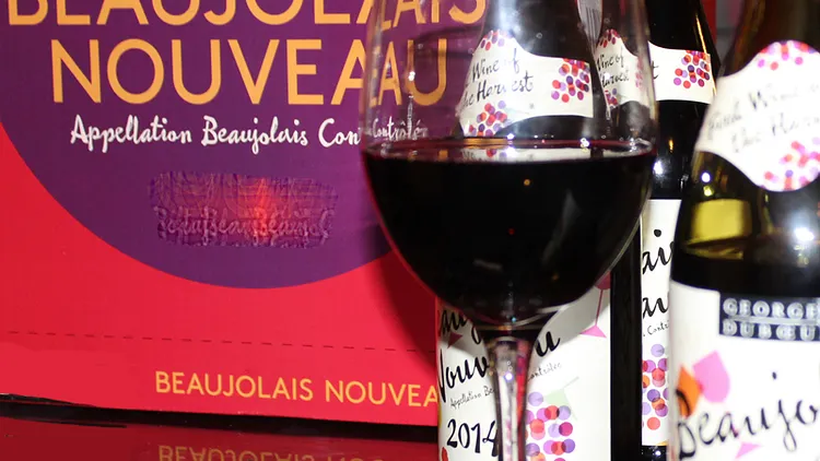 Happy hour non stop & Beaujolais nouveau