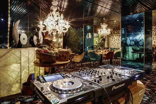 Verde by Yeeels Restaurant Bar Paris