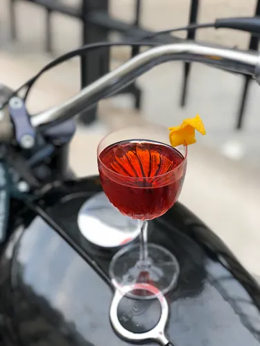 Isadora Bar Paris