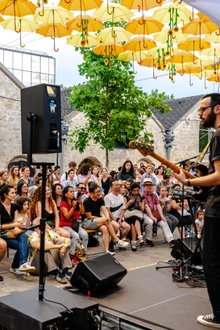 AVEC MUSIQUES EN TERRASSE, L’ÉTÉ S’ANNONCE FESTIF À BERCY VILLAGE