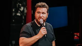 Clement Lanoue dans "j'hésite" !