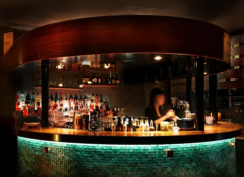 Lone Palm Bar Paris