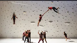"Corps extrêmes" de Rachid Ouramdane / Compagnie de Chaillot