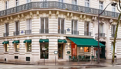 Café Lacoste Restaurant Paris