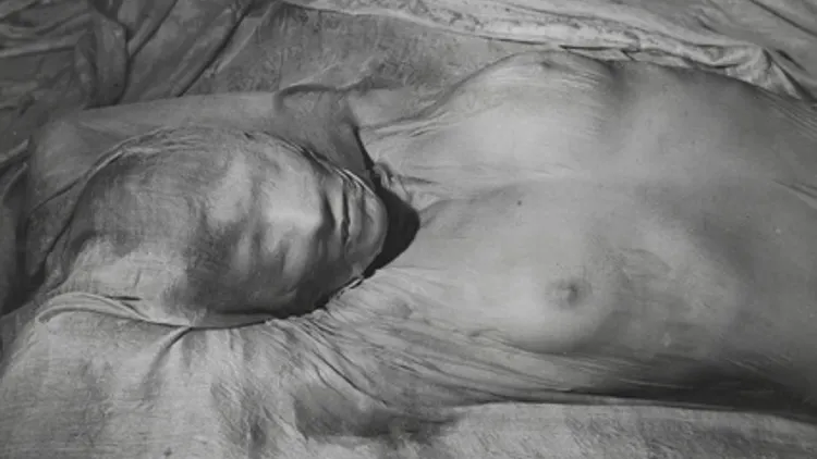 Expo Erwin Blumenfeld - Photographies, dessins et photomontages