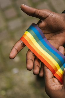 Vers une dépénalisation universelle de l’homosexualité
