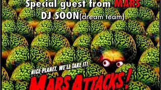 Groove Deluxe Mars Attack ! Feat. Uncle T, Vr The