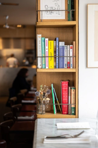 Le 6 Paul Bert Restaurant Paris