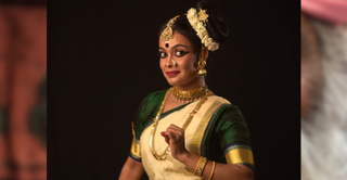 Hidimbi, la berceuse perdue - Danse indienne Mohiniyattam