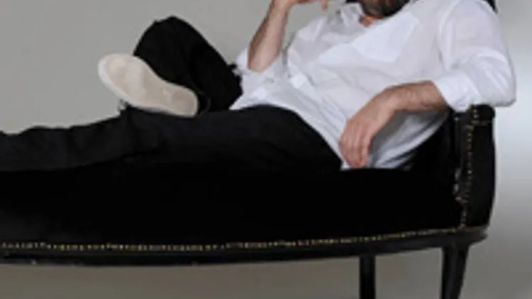 Francisco E Cunha, dans Francisco Code