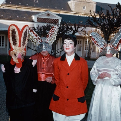 La Maison rouge accueille l'asile des photographies