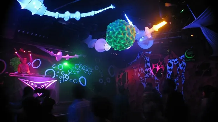 alien factory