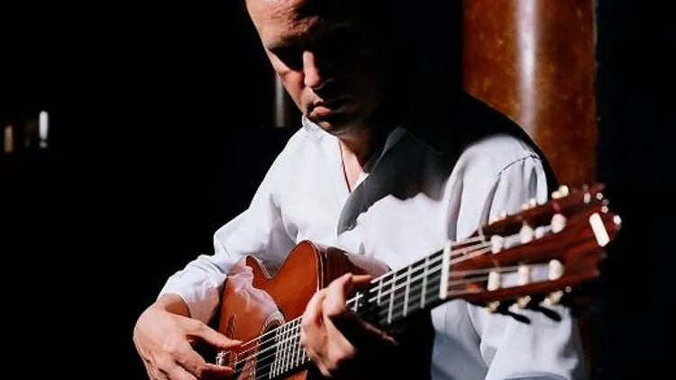 SUN KIL MOON (Mark Kozelek) + H-BURNS