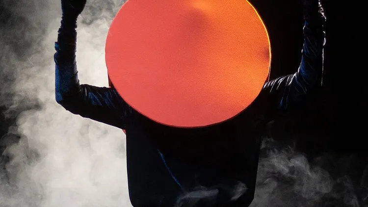 Orange au pays des angles