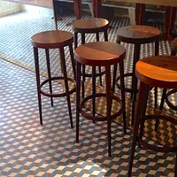 La Petite Table