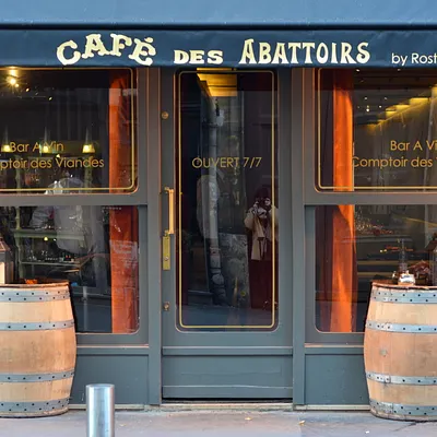 Café des Abattoirs, nouveau temple de la viande des Rostang