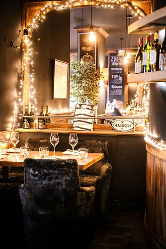 Le Louis Vins Restaurant Paris