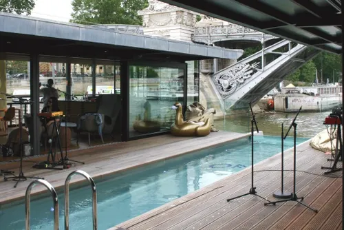 OFF Paris Seine Bar Paris