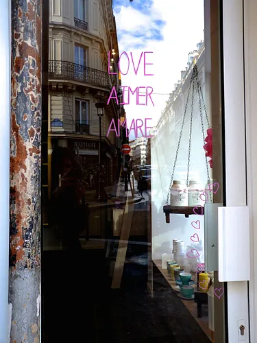 Collection T. Shop Paris
