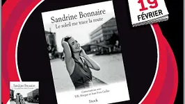 SANDRINE BONNAIRE EN DEDICACE AU VIRGIN MEGASTORE