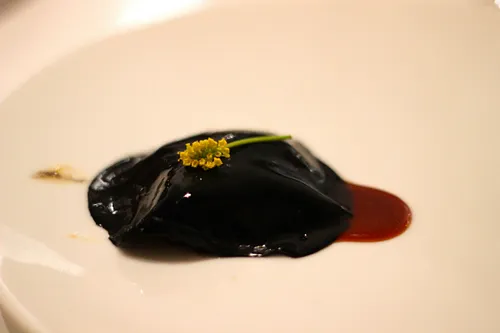 Nomos Restaurant Paris