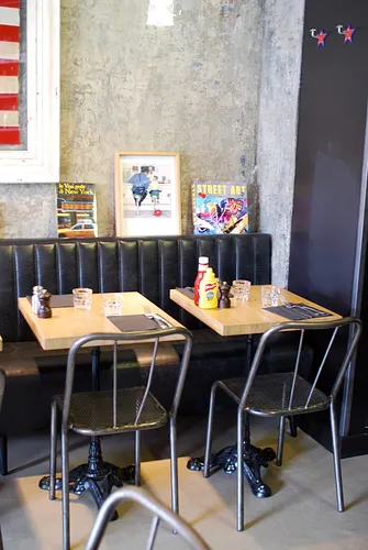 American Kitchen Restaurant Paris