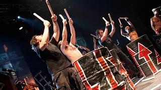 Tambours du bronx - Corros tour 2015