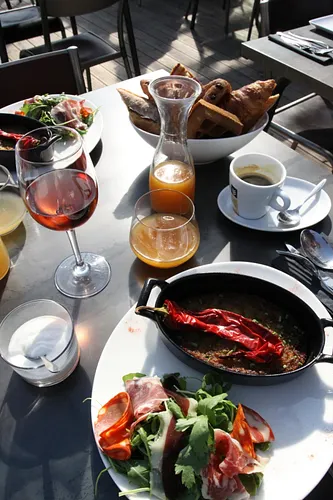 Les Grandes Tables de l'île Seguin Restaurant Boulogne-Billancourt