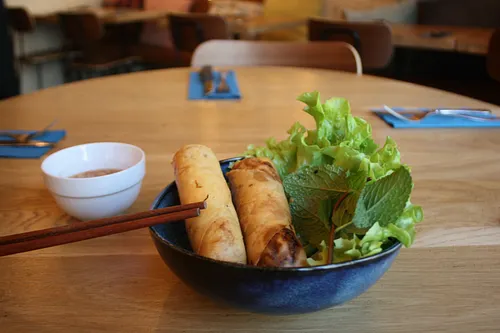 Goku asian canteen Restaurant Paris