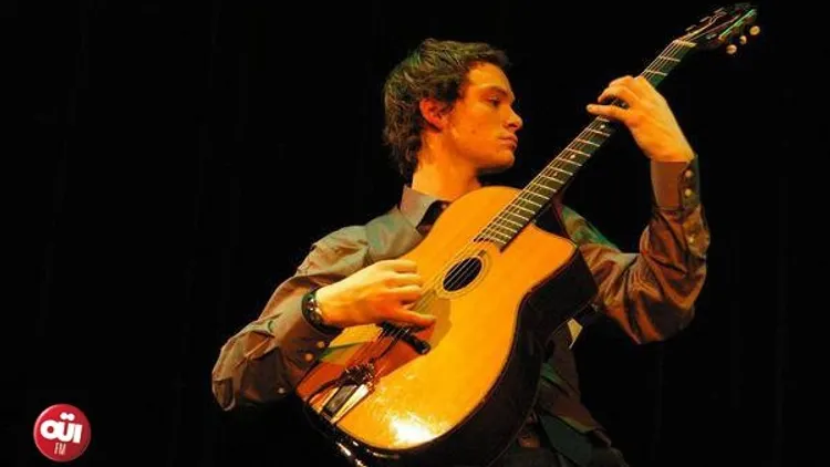 GWEN CAHUE + ROMAIN VUILLEMIN + CHRISTOPHE LAGAGNE