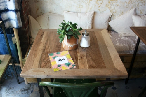 Flea Restaurant Saint-Ouen