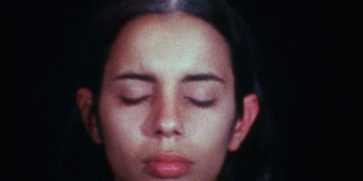 Ana Mendieta - Le temps et l'histoire me recouvrent