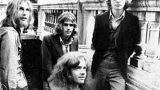 Wishbone Ash + mante en concert