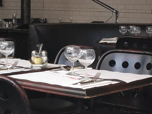 Le Café Charlot Restaurant Paris