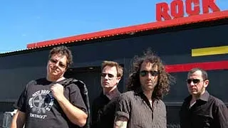 THE HOLY CURSE + ZE RIPPERS