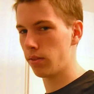Damien M